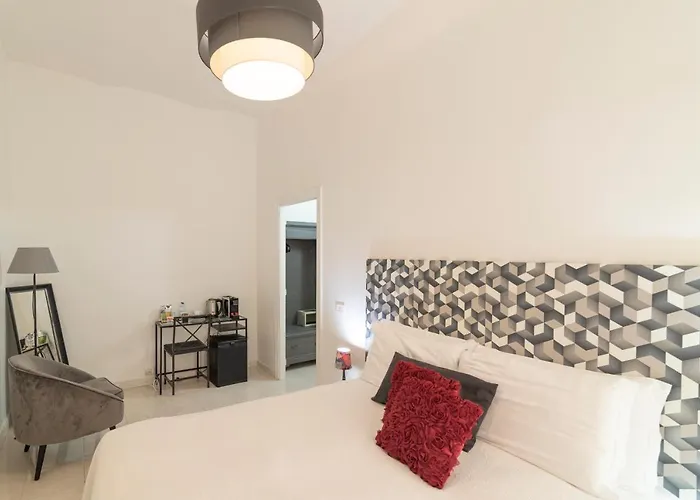 ラ カーサ ディ アミー ゲストハウス 4*