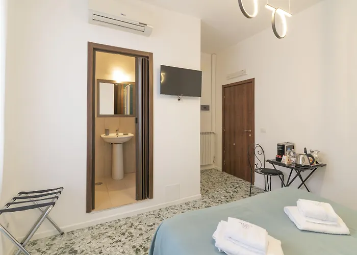 ラ カーサ ディ アミー ゲストハウス 4*